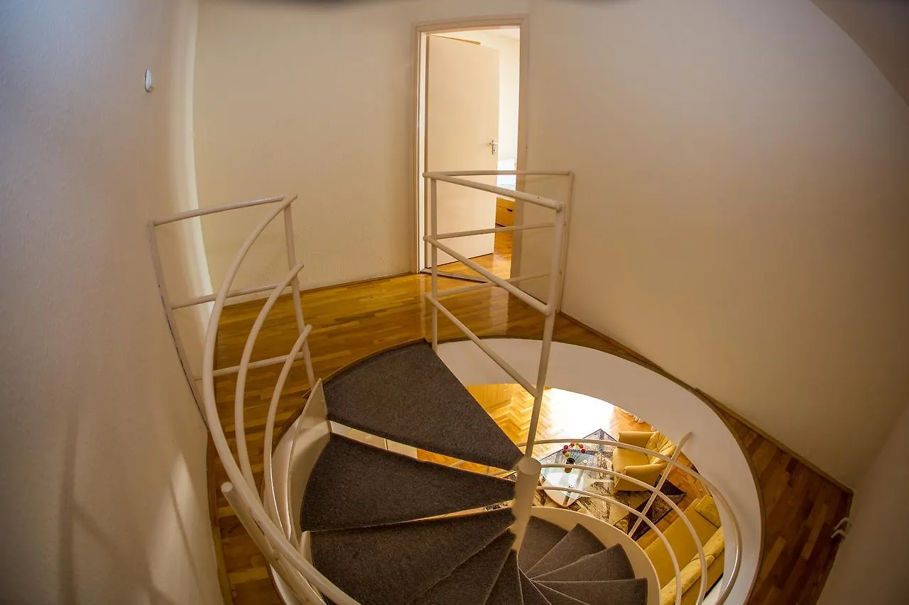 Aqua Line Apartmanhaz Hajduszoboszlo Apartment